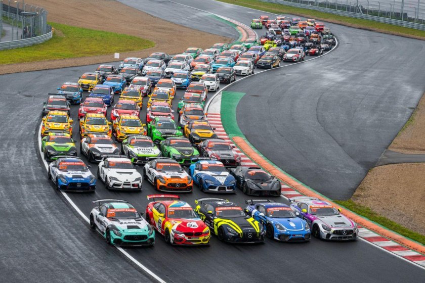 Гонка машин