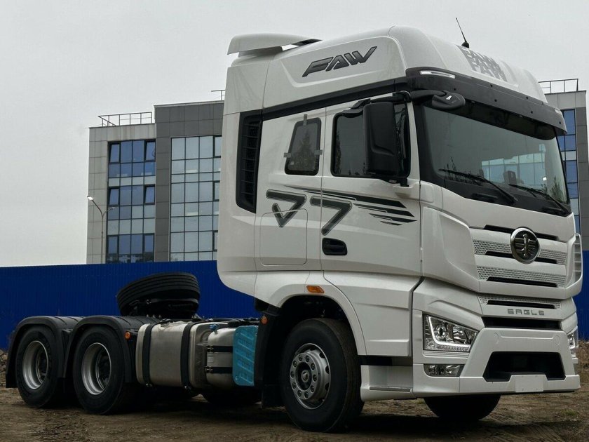 Седельный тягач faw j 7