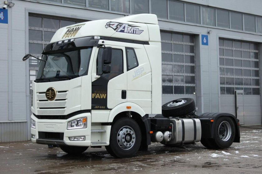 FAW j6p тягач