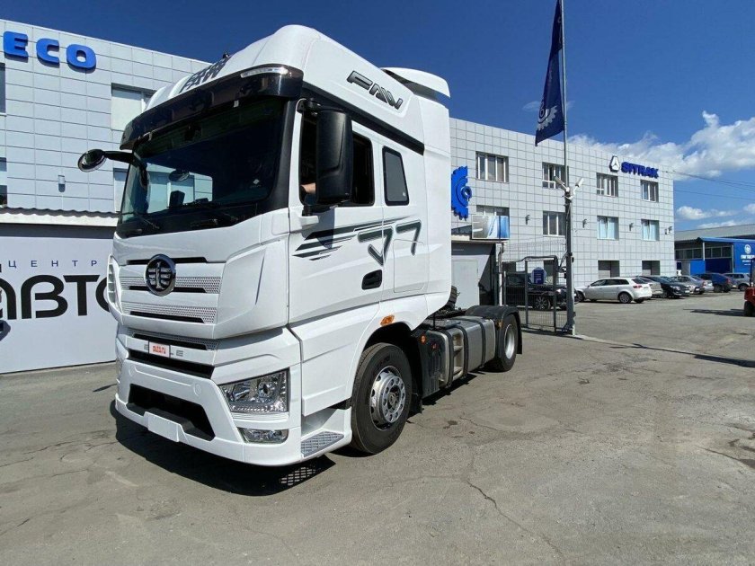 ФАВ j7 седельный