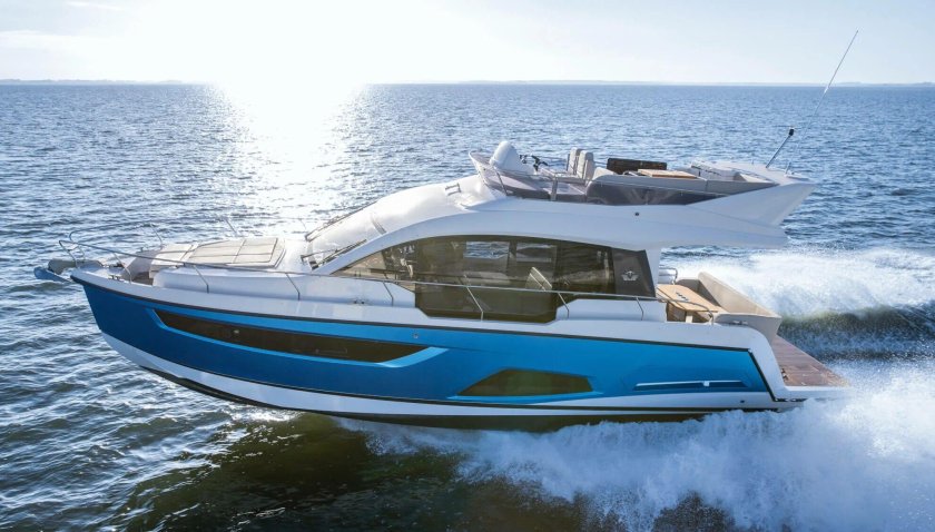 Sealine f33