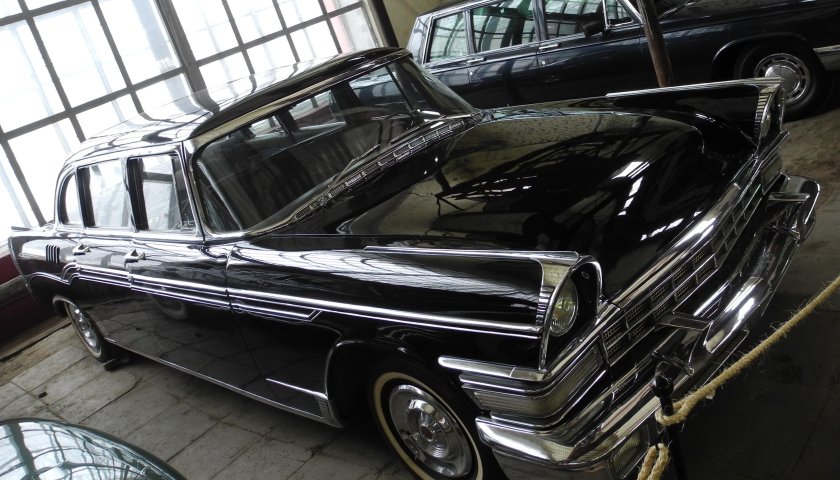 Автомобиль ЗИЛ 111