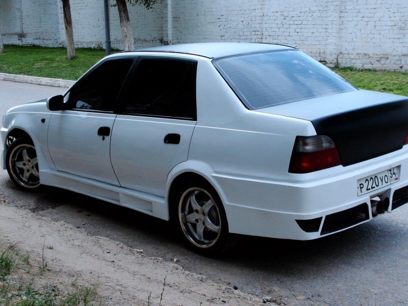 Daewoo Nexia 1 Tuning белый