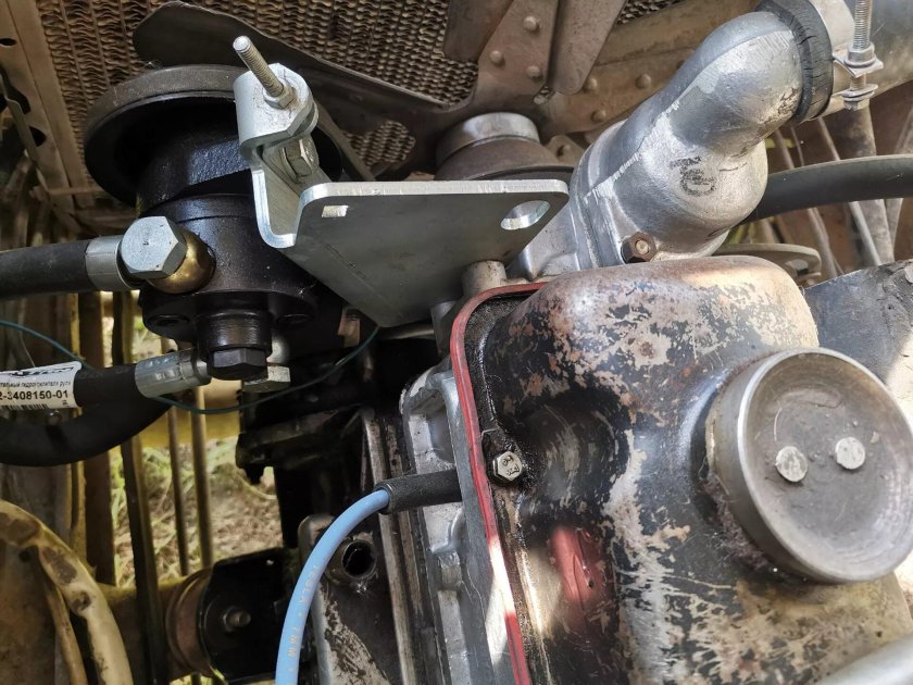 Насос гидроусилителя УАЗ 469