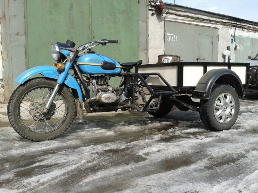 Мотоцикл Урал 3х колесный