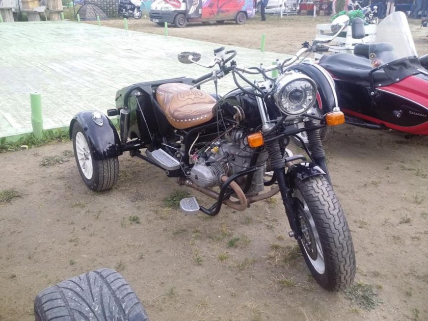 Мотоцикл Урал 3х колесный
