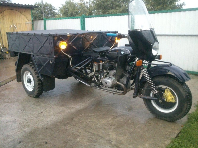 Трицикл урал