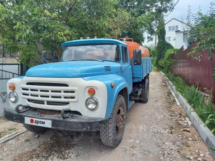 Водовоз зил