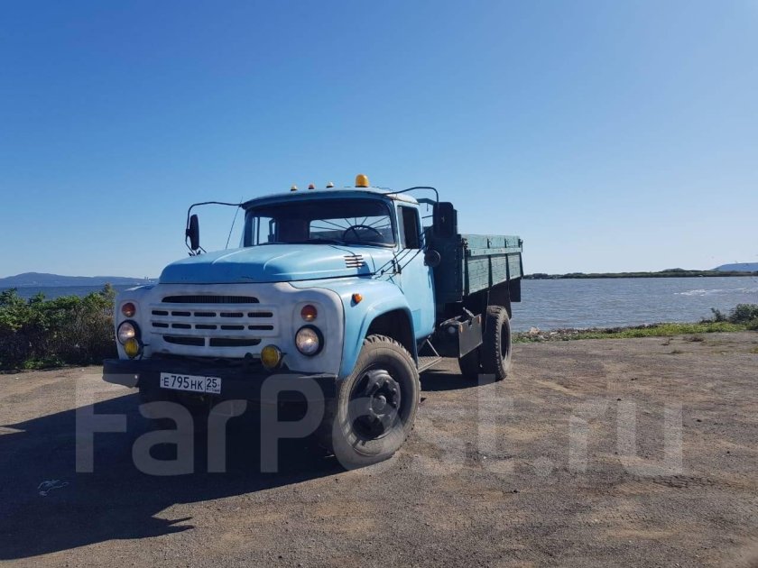 Грузовой бензовоз ЗИЛ 431410 М