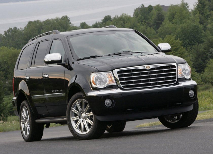 Внедорожник Крайслер Аспен 2007
