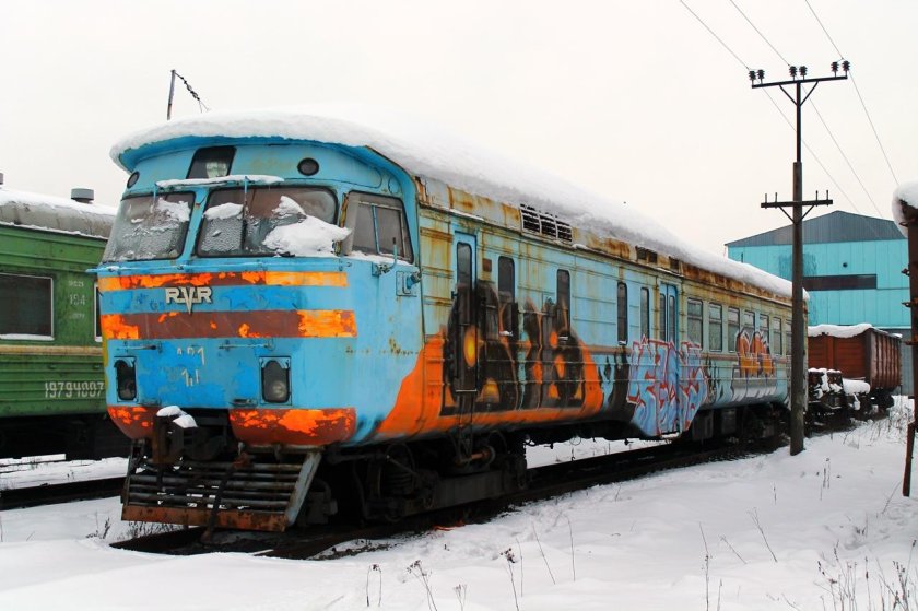 Поезд локомотив