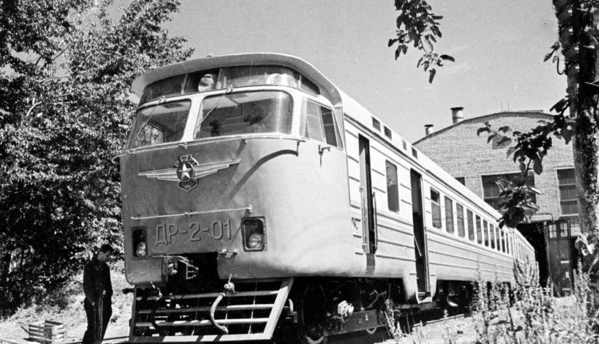 Дизель поезд др2 Рижский