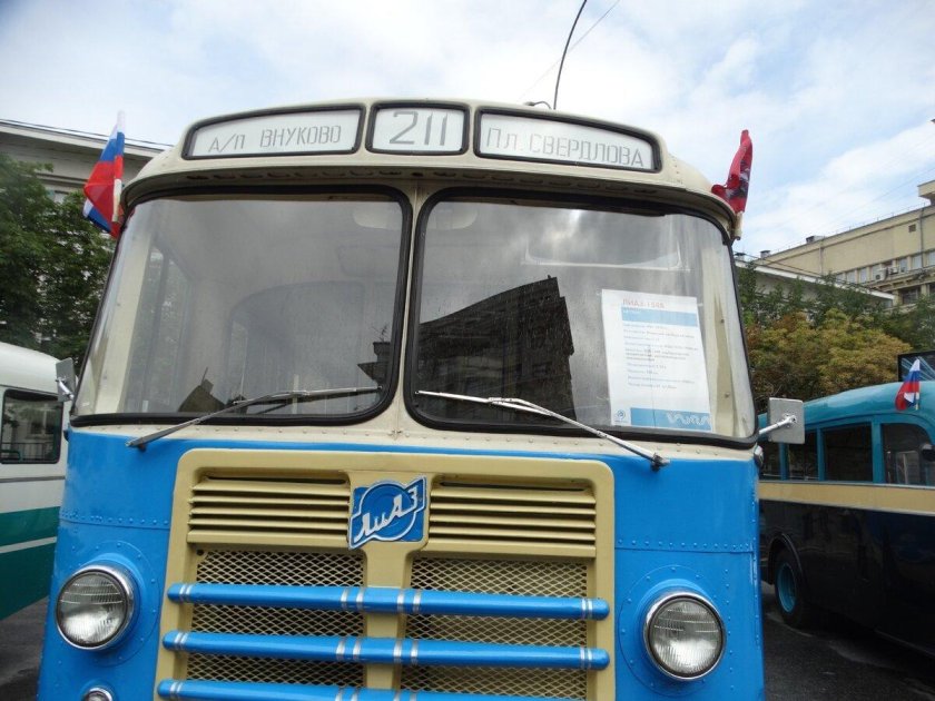 Автобус ЗИЛ ЛИАЗ 158