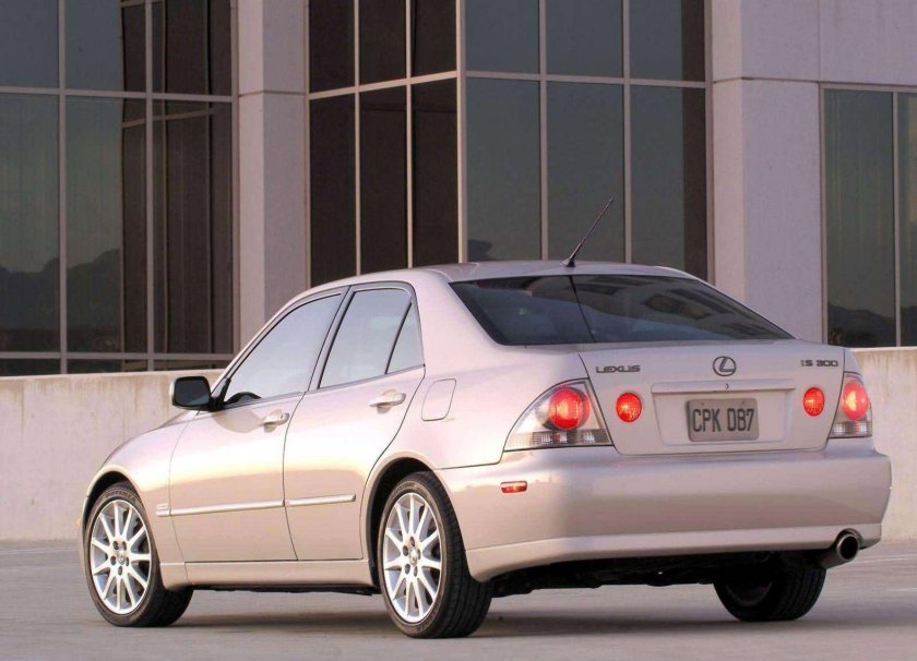 Лексус is300