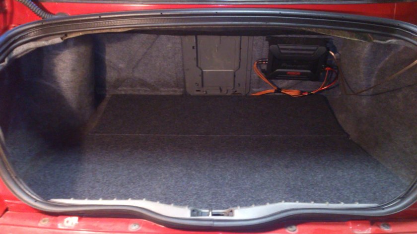 Alfa Romeo 156 обивка багажника