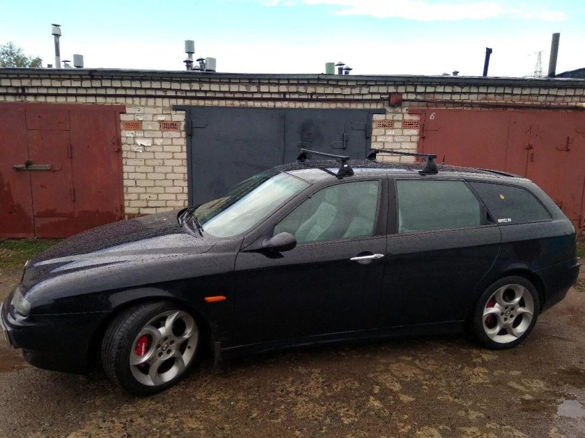 Альфа Ромео 156 универсал багажник