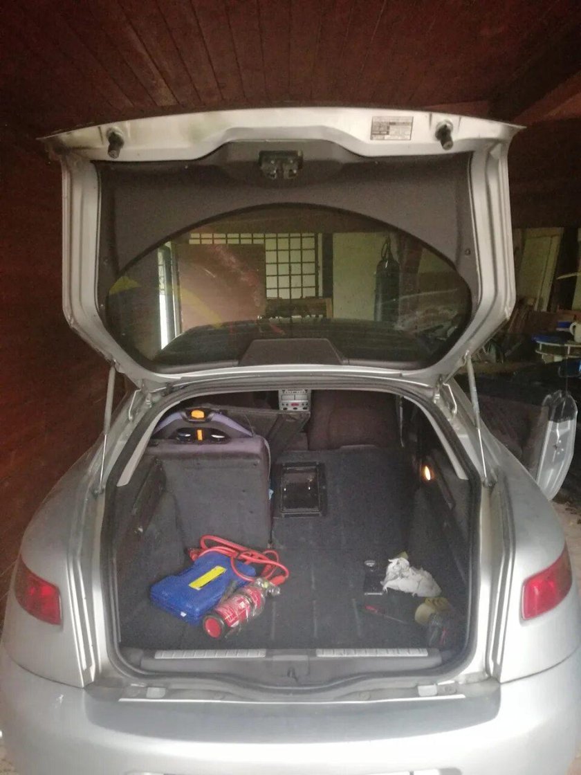 Alfa Romeo gt багажник