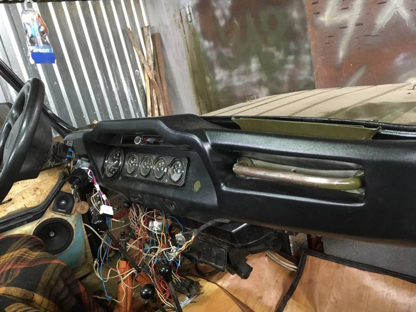 Торпедо УАЗ 469