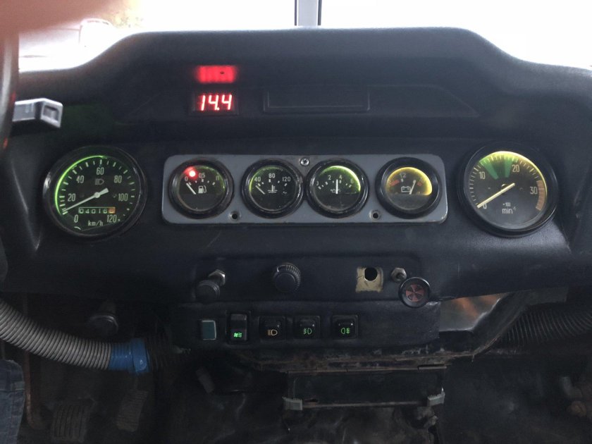 УАЗ 31512 приборная панель