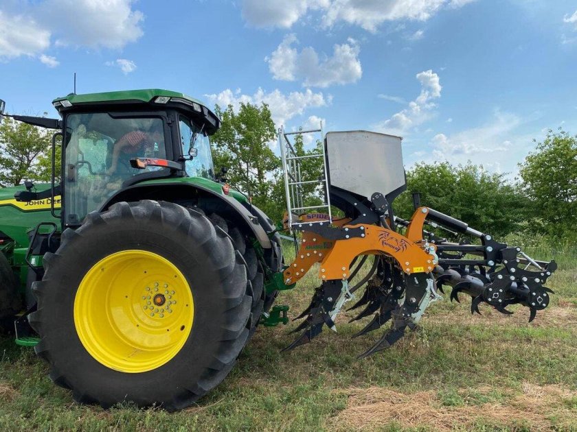 Глубокорыхлитель Спайдер