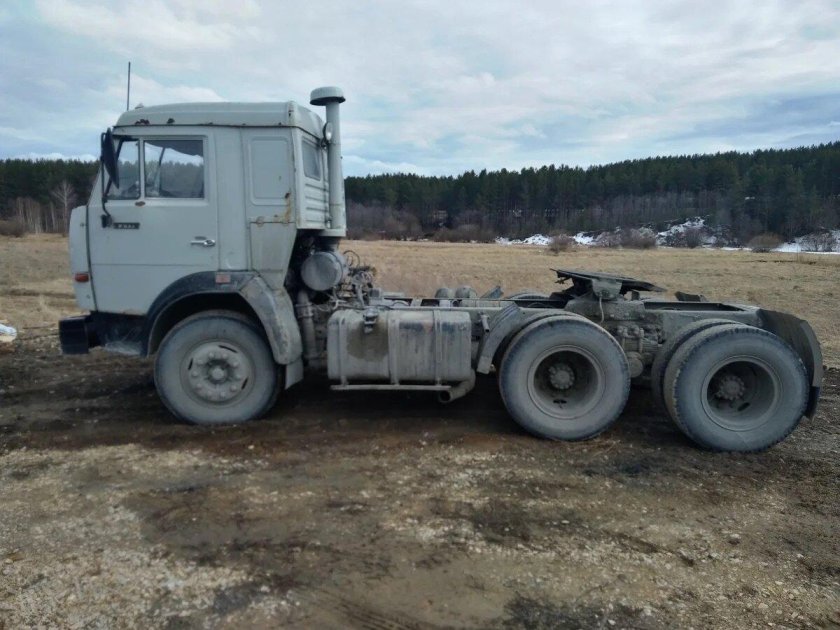 КАМАЗ 54115 С полуприцепом