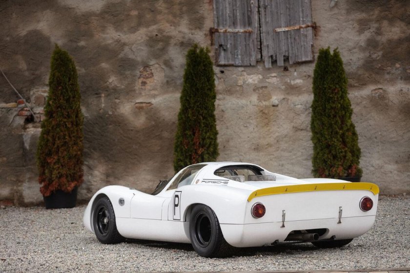 Porsche 907