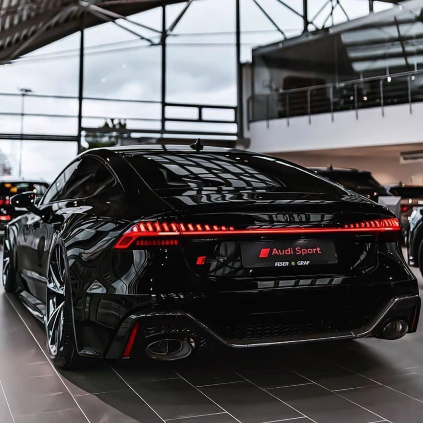 Audi rs7 Sportback 2020 черный