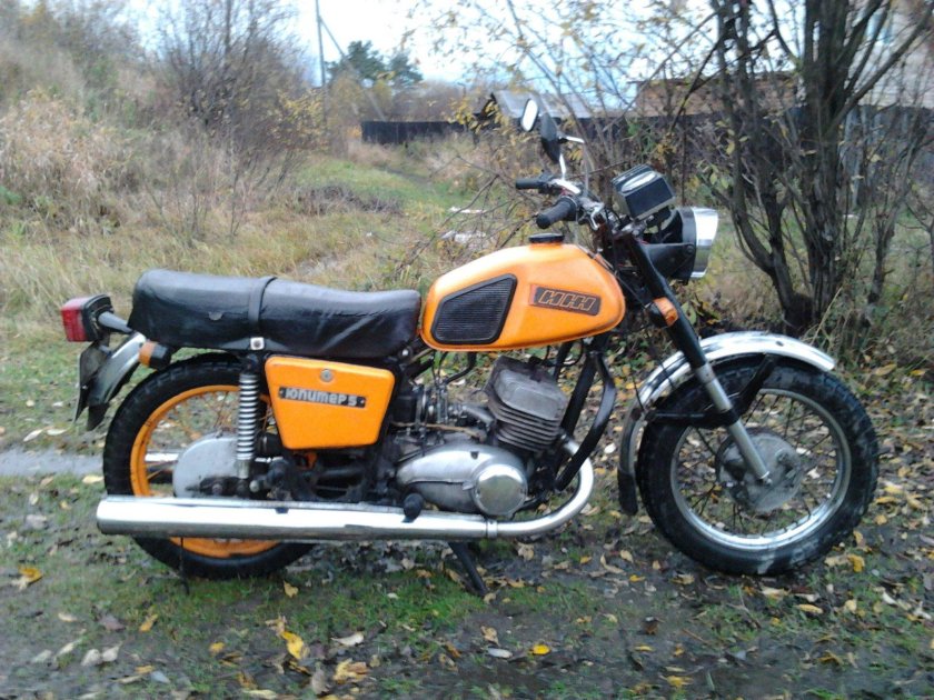 ИЖ Юпитер 5 оранжевый