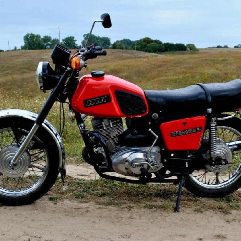 Мотоцикл ИЖ Планета 5