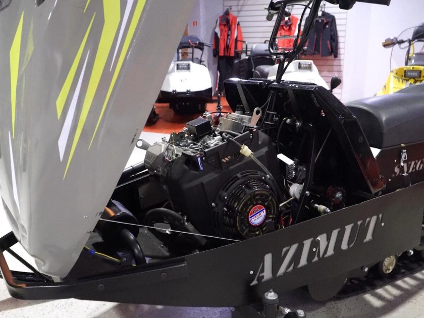 Снегоход Бурлак Азимут 20 л.с