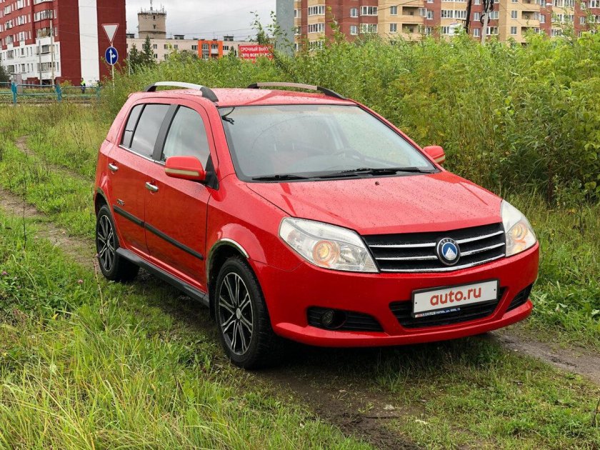 Geely MK Cross 1
