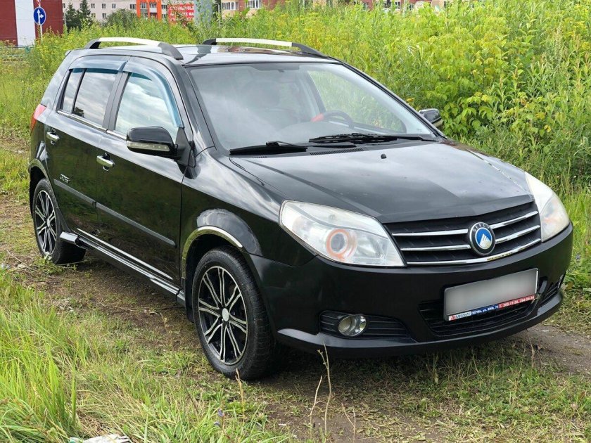 Geely MK Cross 1.5