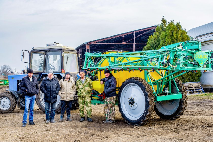 Опрыскиватель Атамас