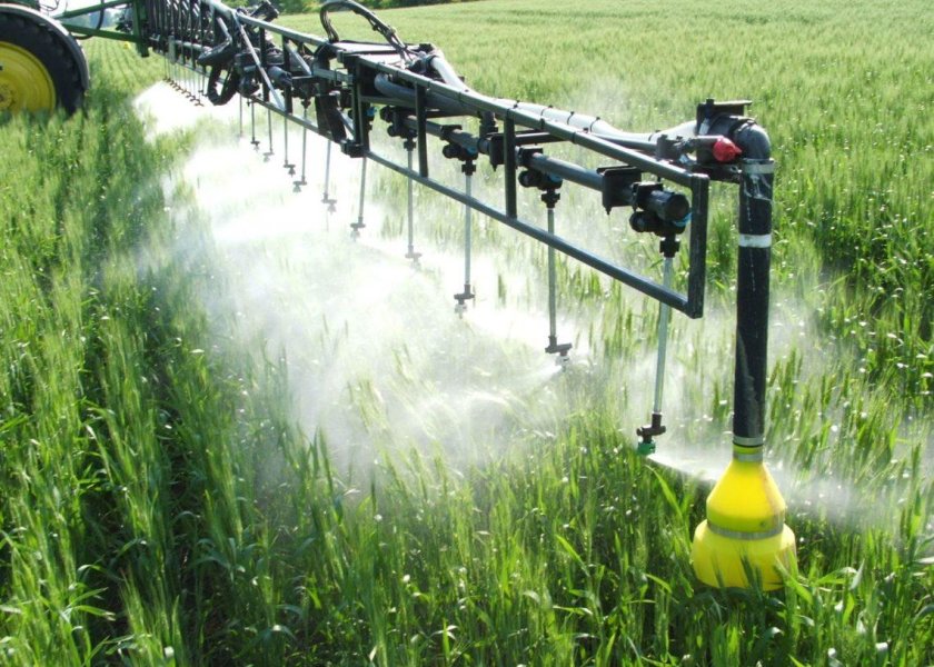 ОВХ-600 опрыскиватель