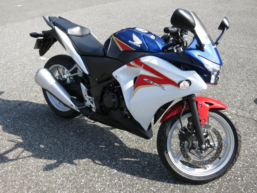 Honda cbr 250 r
