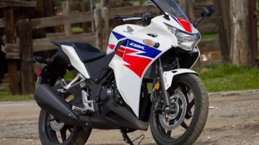 Хонда CBR 250 R