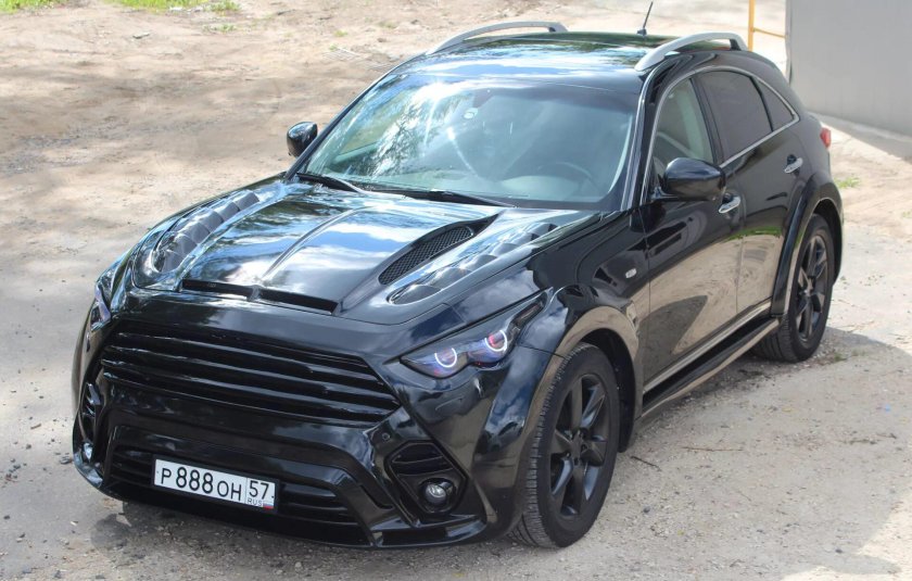 Машина Инфинити тюнинг