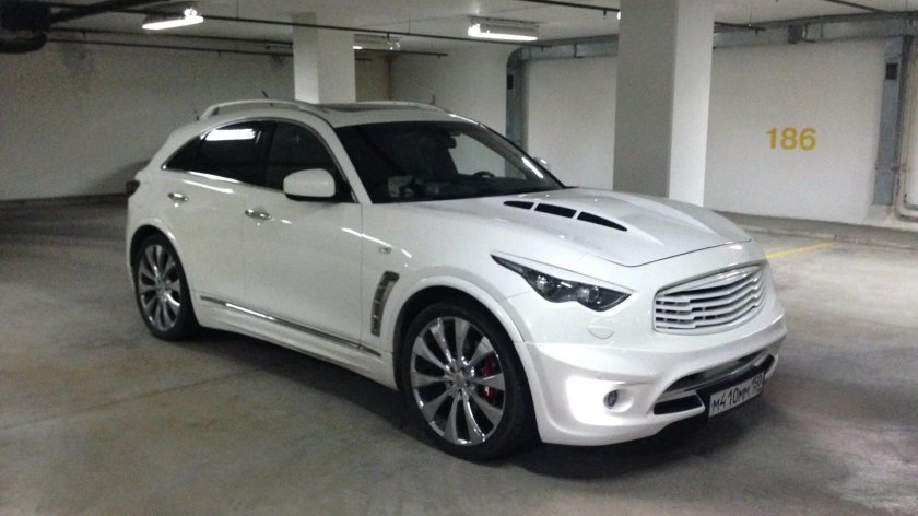 Инфинити fx37 белый