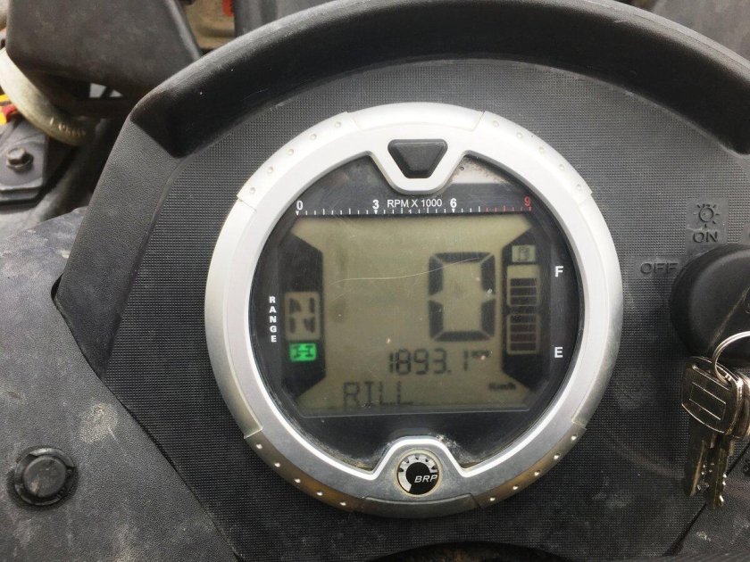 Приборная панель BRP g1