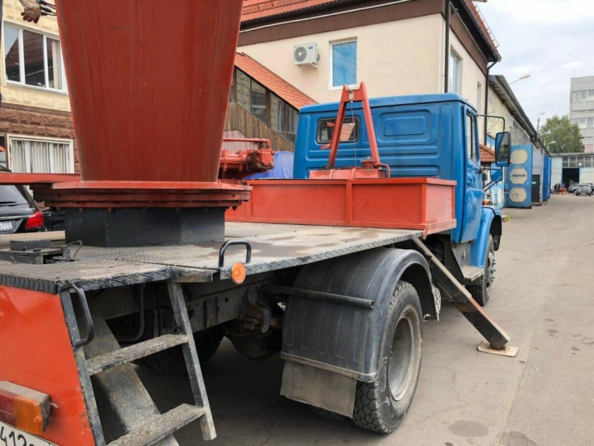 Зил самосвал