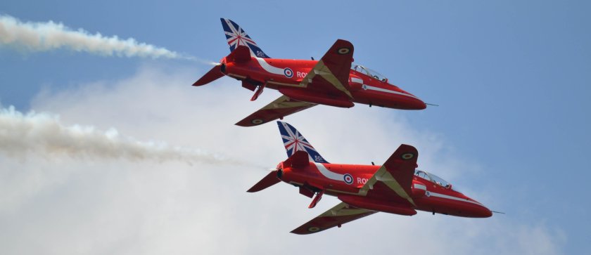 Самолет "ястреб"