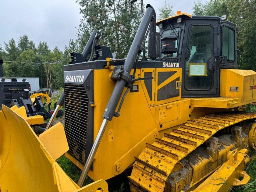 Бульдозер shantui sd 22