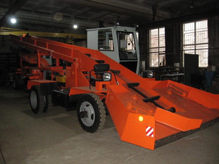 Снегопогрузчик лаповый СЛП 206му