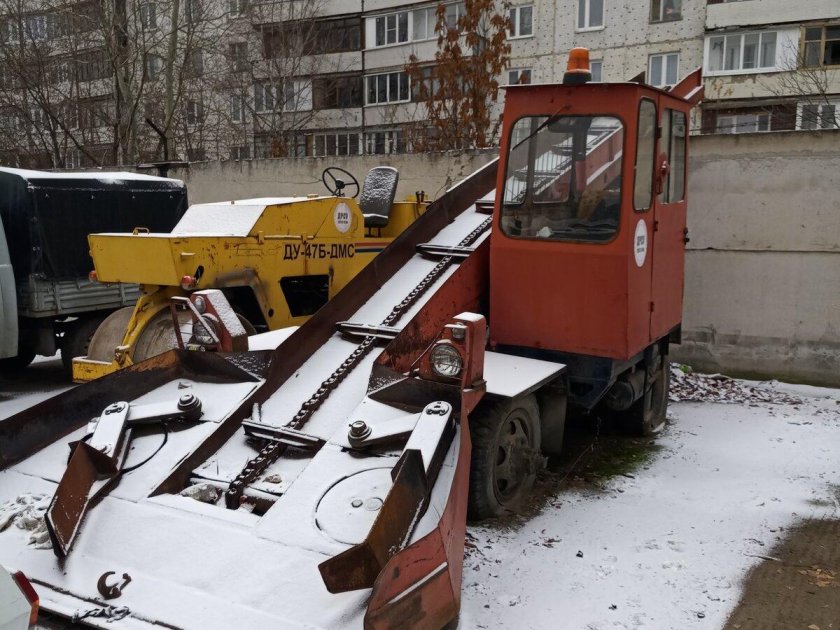 Снегопогрузчик лаповый ко-206