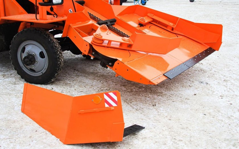 Снегопогрузчик ко-206м