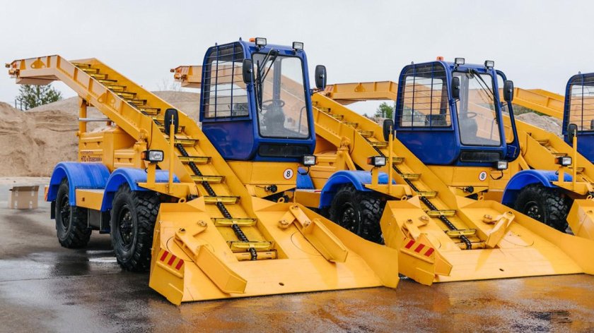 Снегопогрузчик лаповый Ирбис-350