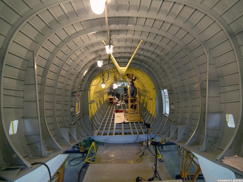 Ил-112 грузовая кабина