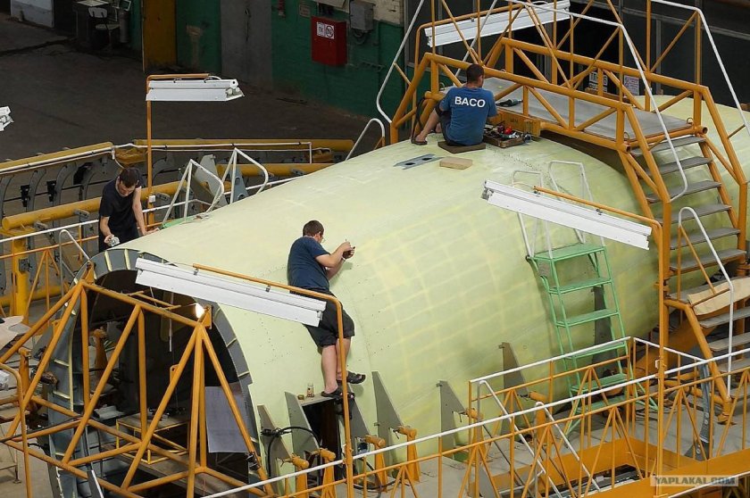 Ил-112 центроплан