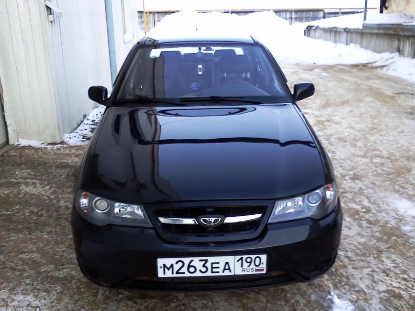 Дэу Нексия 2012 черная