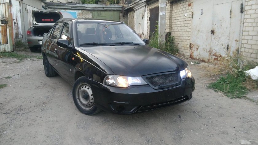 Дэу Нексия 2 черная